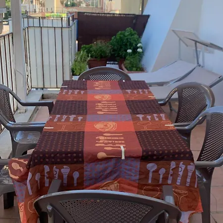 Fiesta * جيارديني ناكسوس