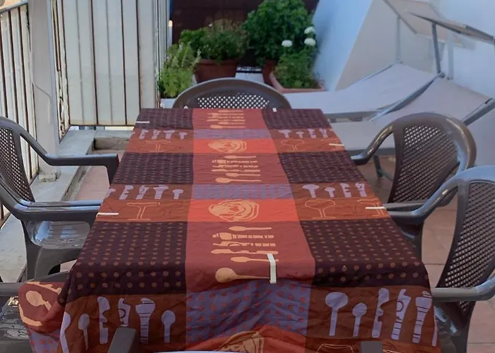 Fiesta * Giardini Naxos